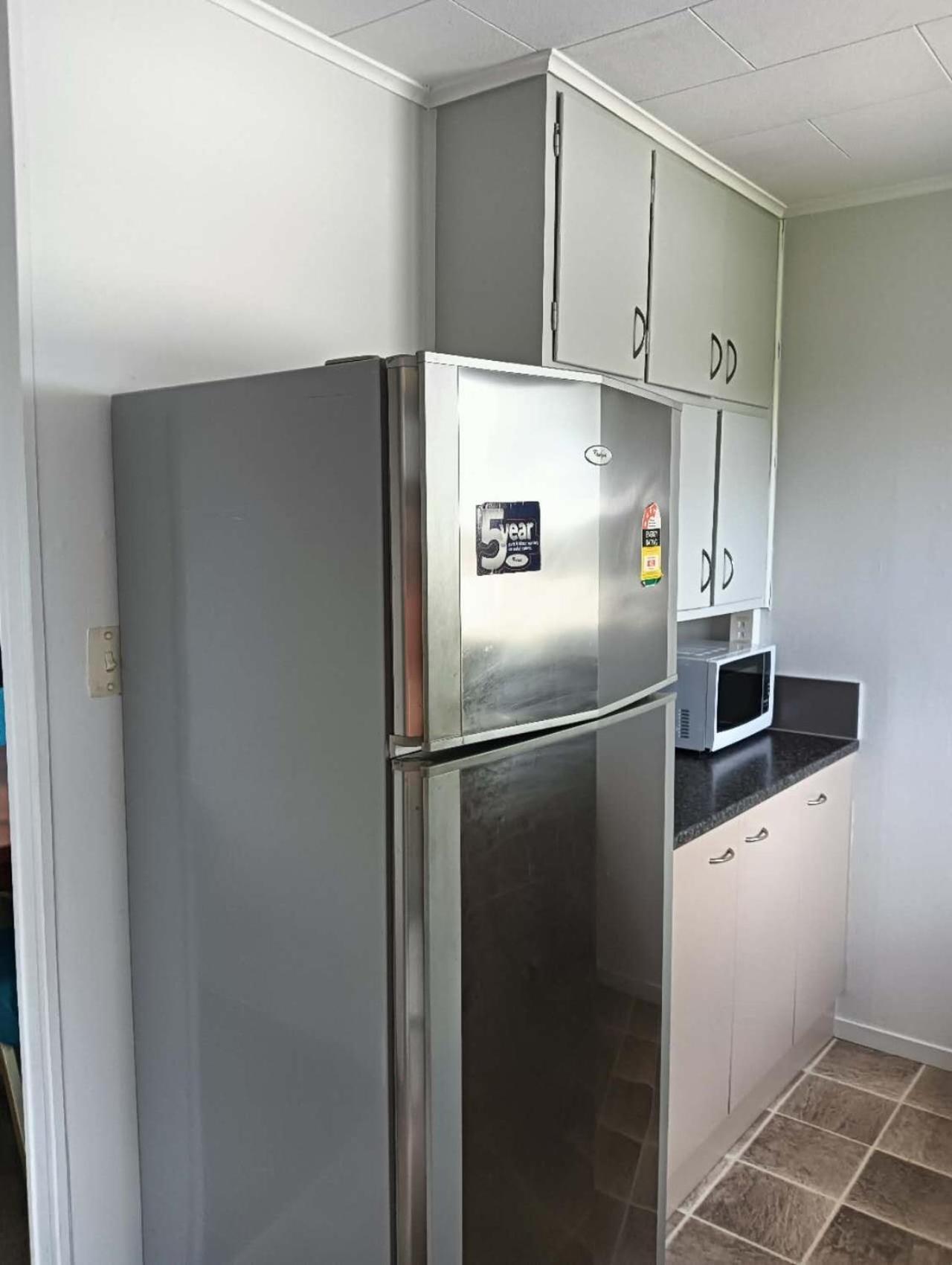 Three-Bedroom House A At 23 Mallard Drive, Selwyn Heights Rotorua Bagian luar foto