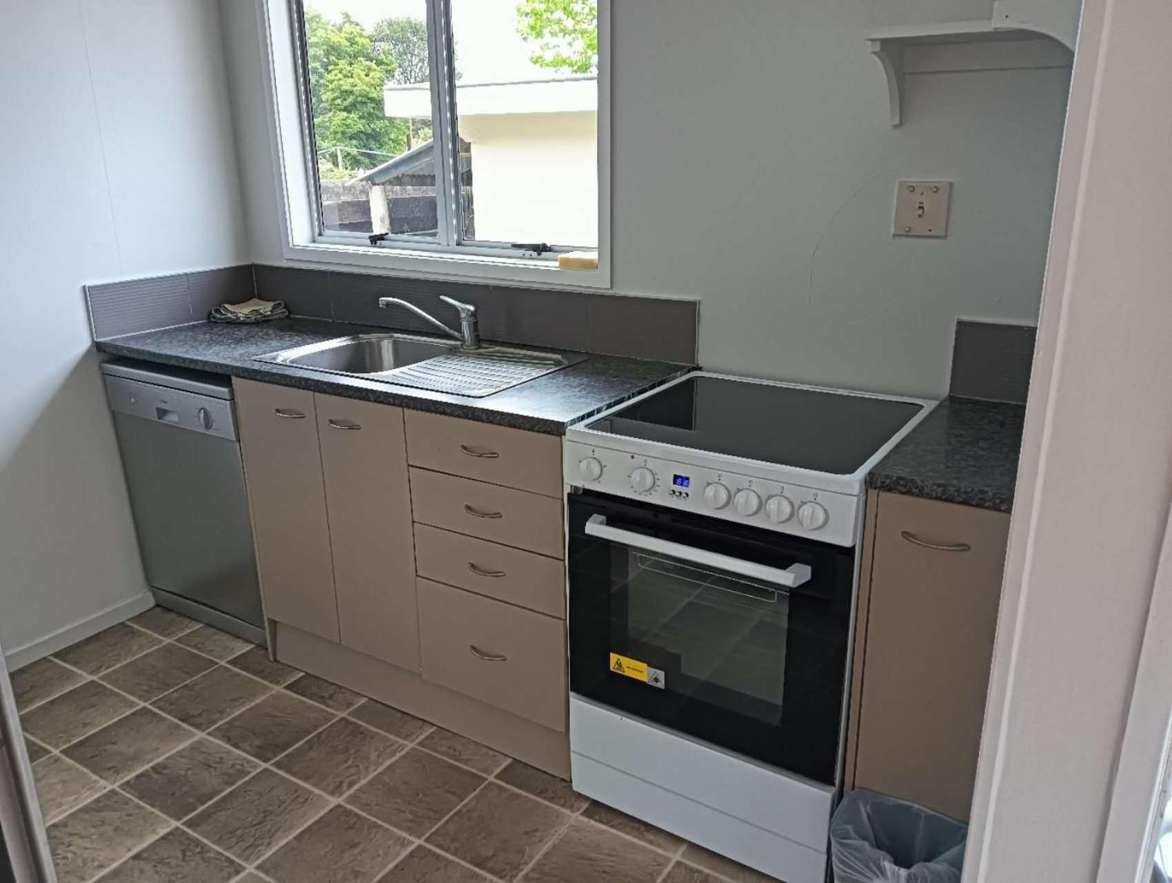Three-Bedroom House A At 23 Mallard Drive, Selwyn Heights Rotorua Bagian luar foto